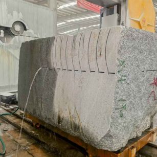 汕头 602，大花芙蓉白，绳锯加工弧形路沿石