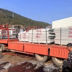 汕头 芝麻灰花岗岩光面毛板出货日常