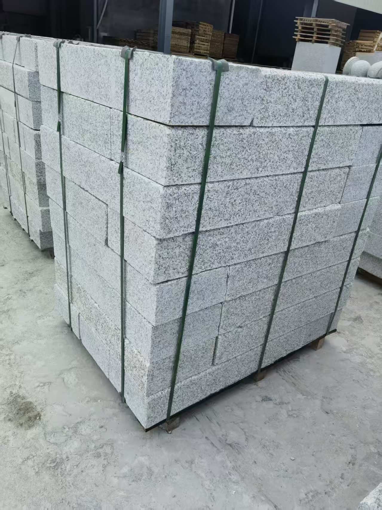 汕头 芙蓉白火烧两面路沿石