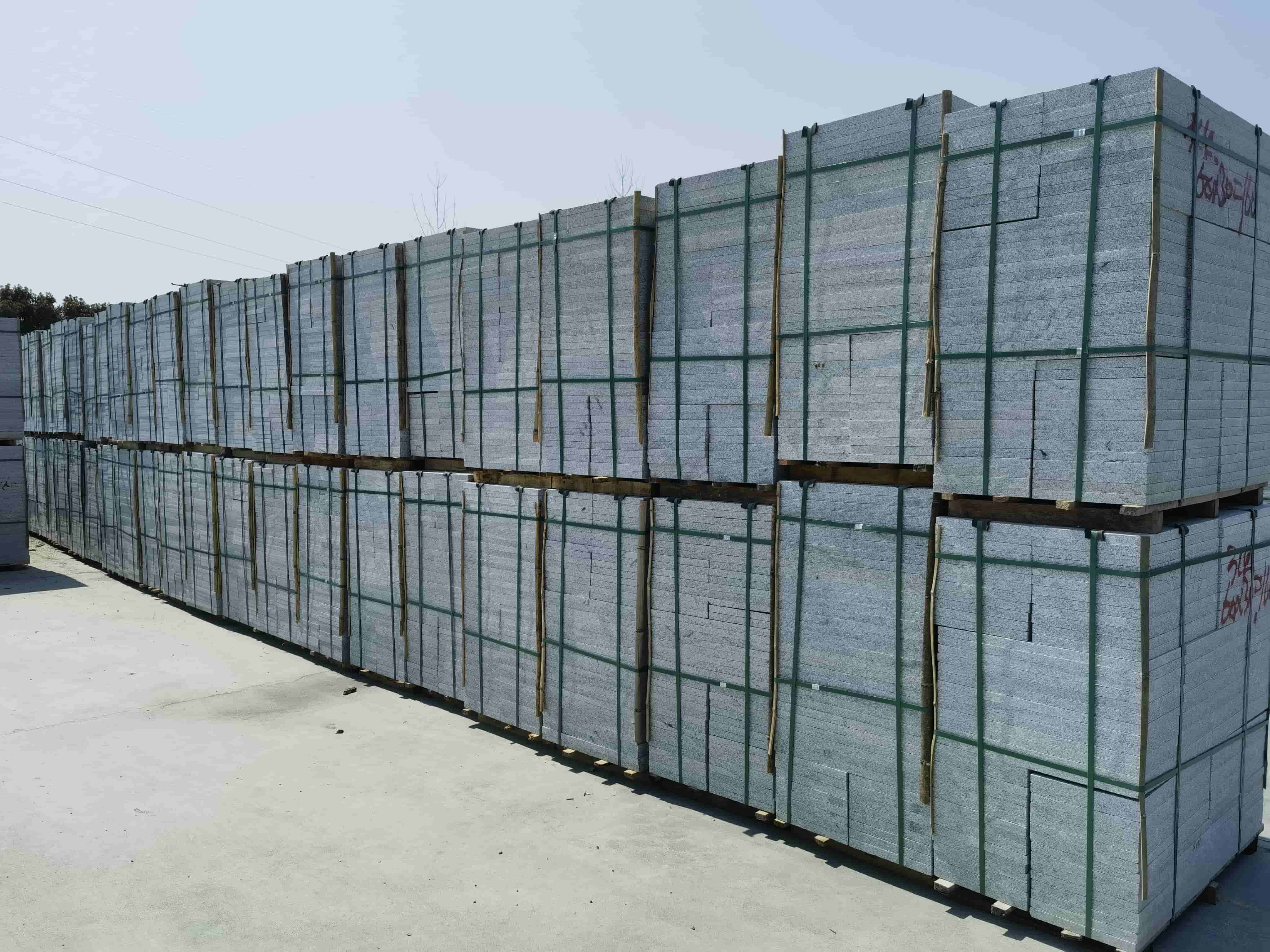 汕头芝麻白火烧300*600处理价：3公分23元，5公分28元