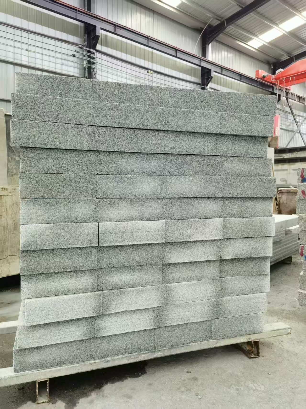 汕头 芝麻白10公分300*600广场地铺，A料定制，尺寸标准，厚薄均匀