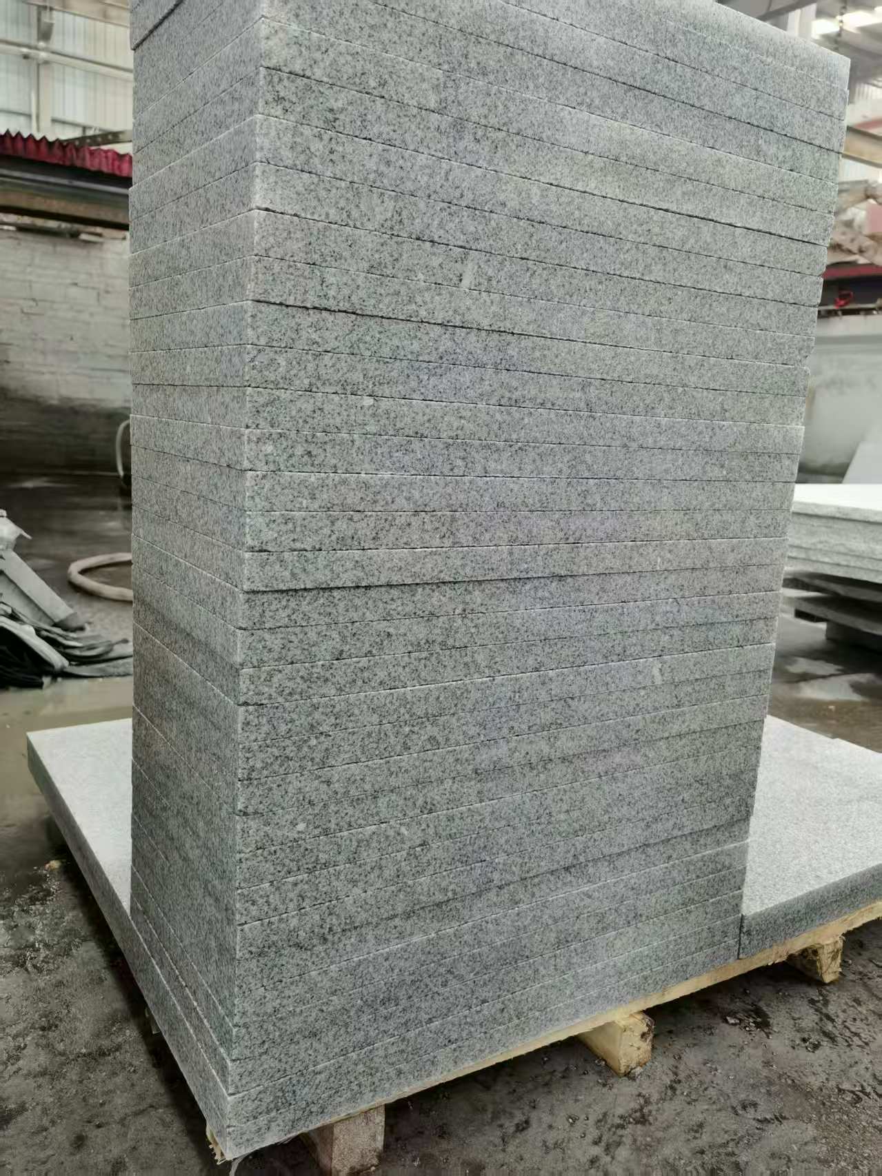 汕头 花岗岩 地铺成品300*600，尺寸标准、厚薄均匀