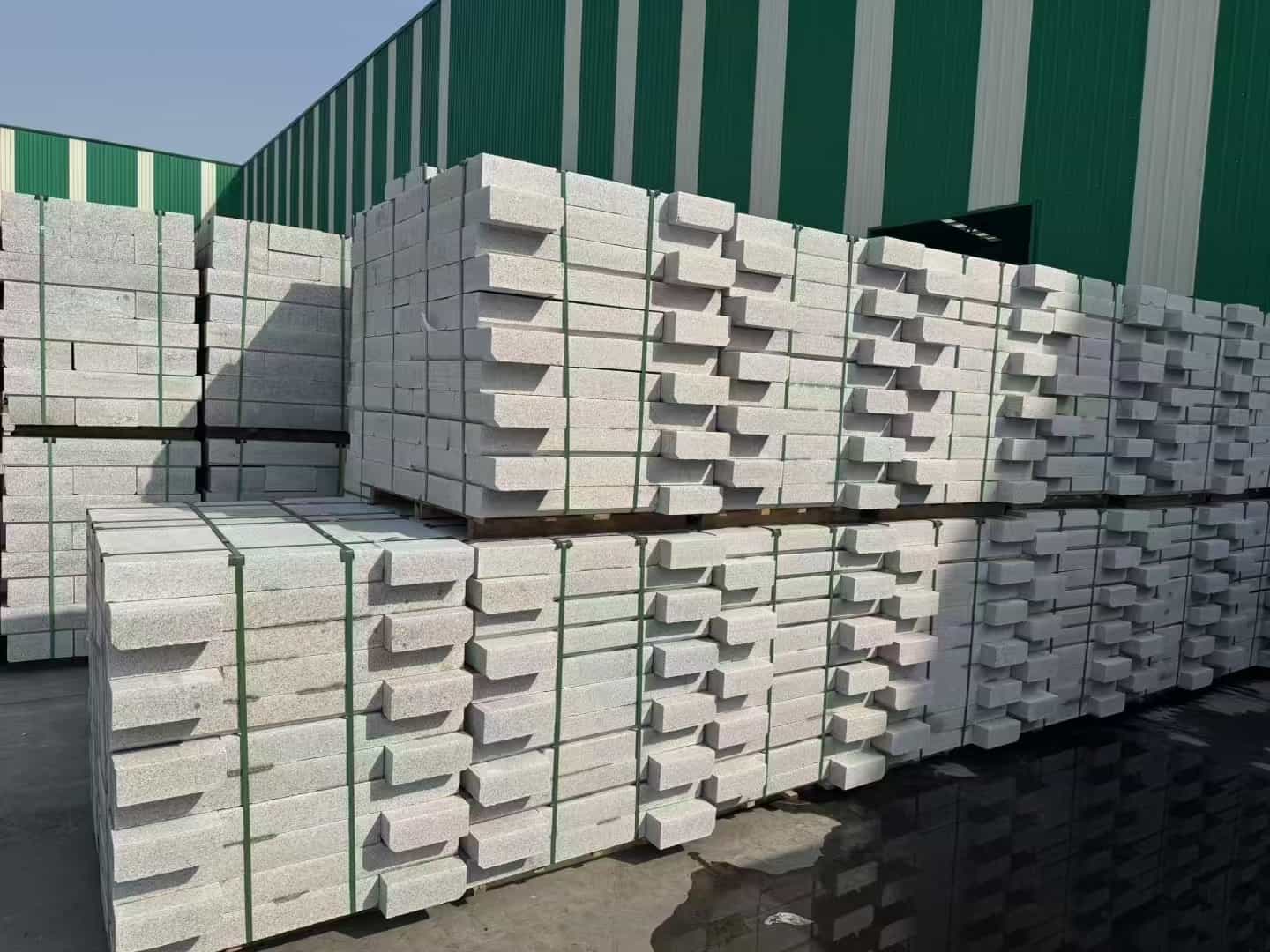 汕头芝麻白路沿石