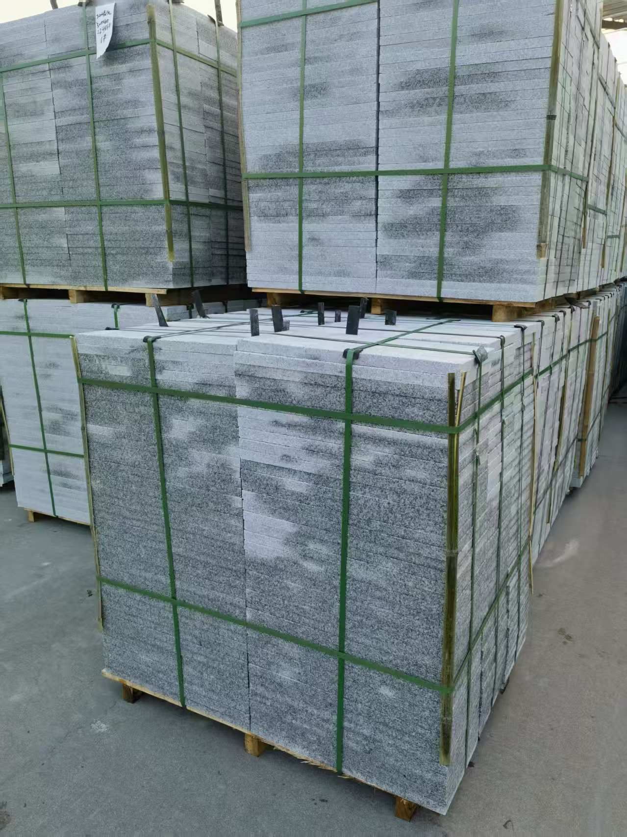 汕头 芝麻白地铺石材