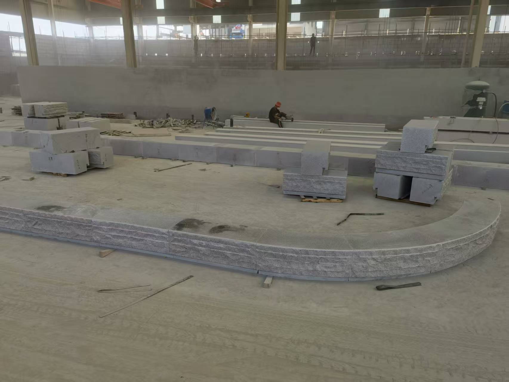 汕头 芝麻白整石坐凳（光面+自然面）