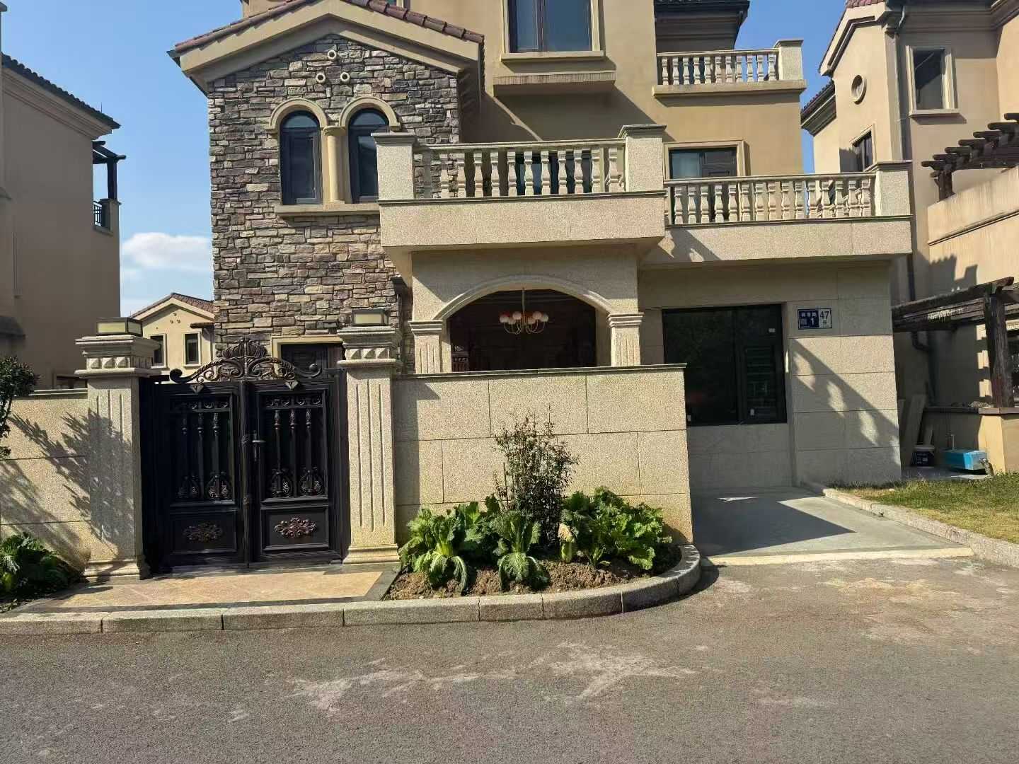 汕头黄金麻别墅干挂效果展示