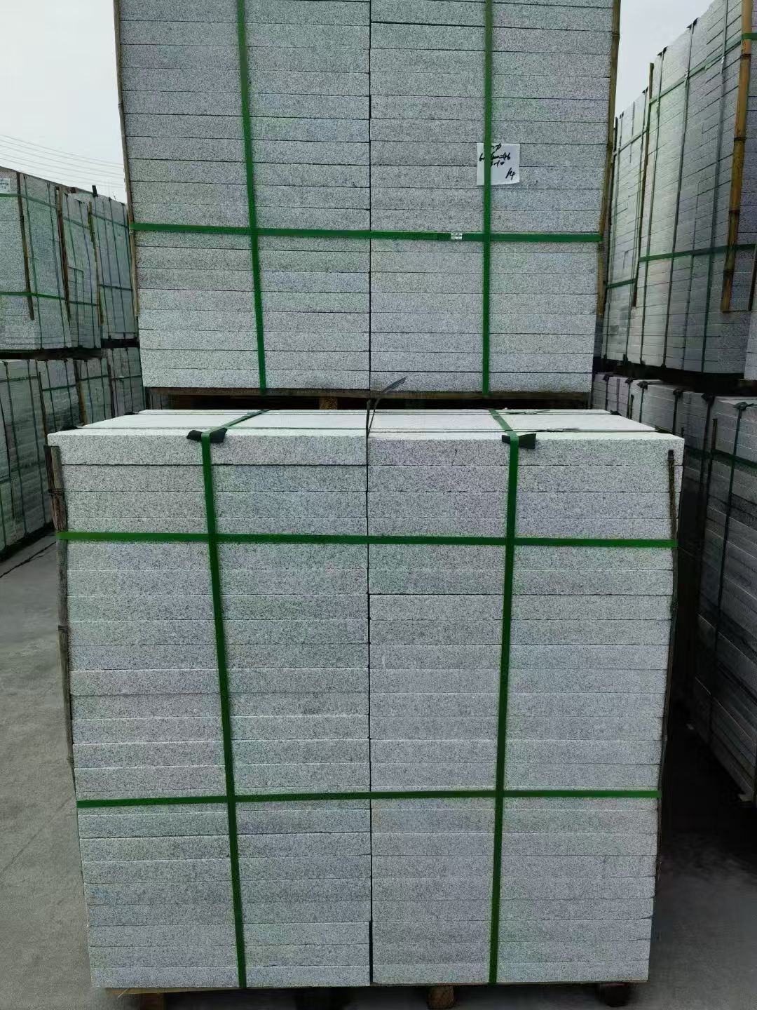 汕头 火烧面地铺石，街道广场园林市政工程板，1.8~5.0厚均有现货