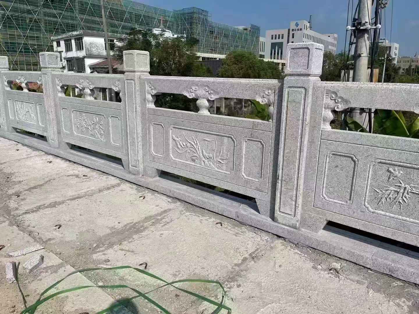 汕头 芝麻白栏杆