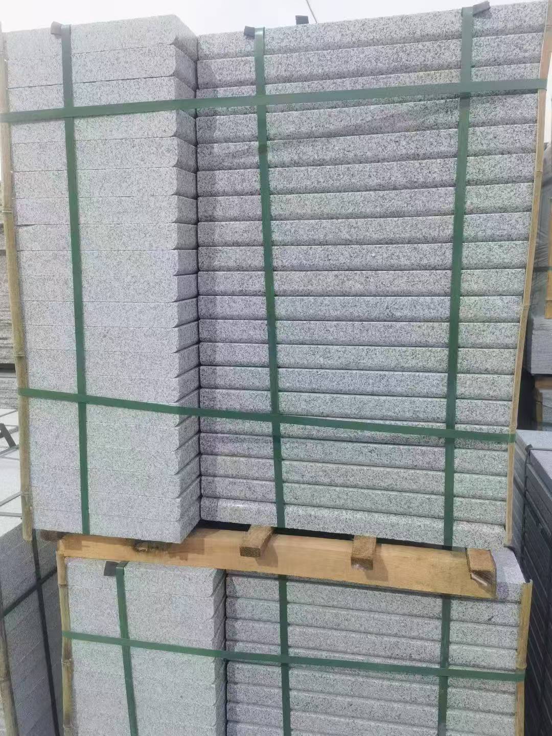 汕头 5公分芝麻白，倒斜角，室外楼梯踏步