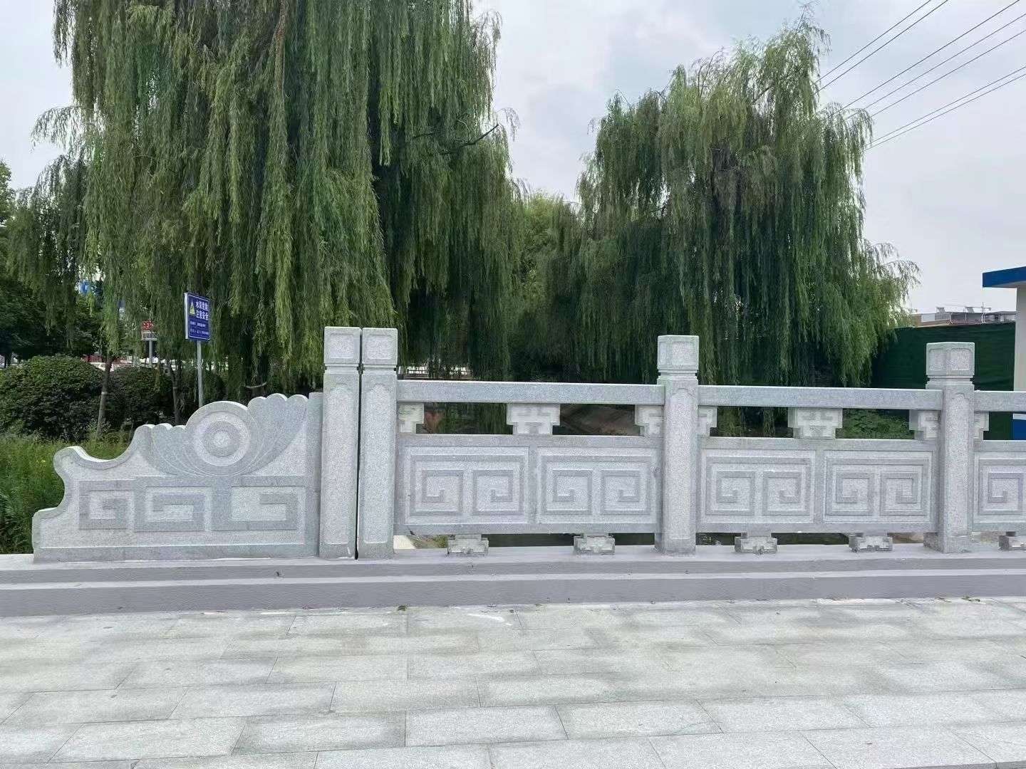 汕头 芝麻灰桥栏杆、河道栏杆安装效果