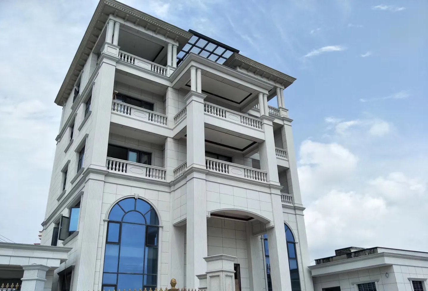 汕头芝麻白别墅干挂效果展示