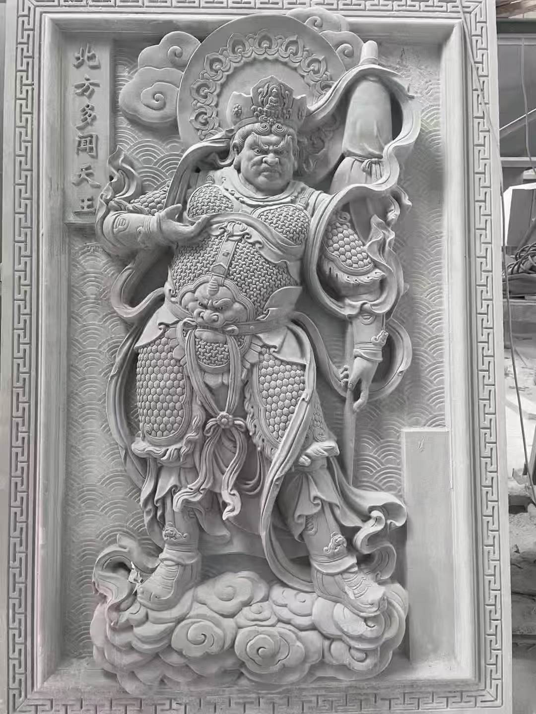 汕头 芝麻灰花岗岩人物雕刻——多闻天王